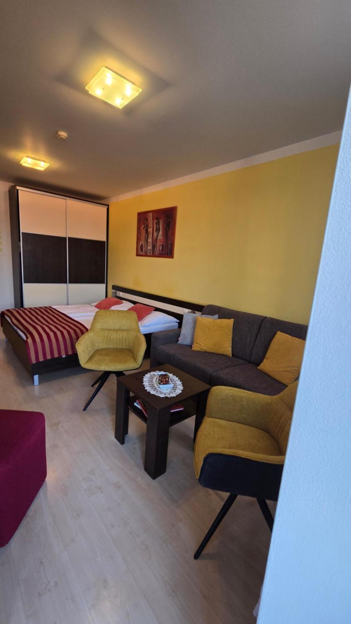Apartman Aquapark - Hotel Bešeňová מראה חיצוני תמונה