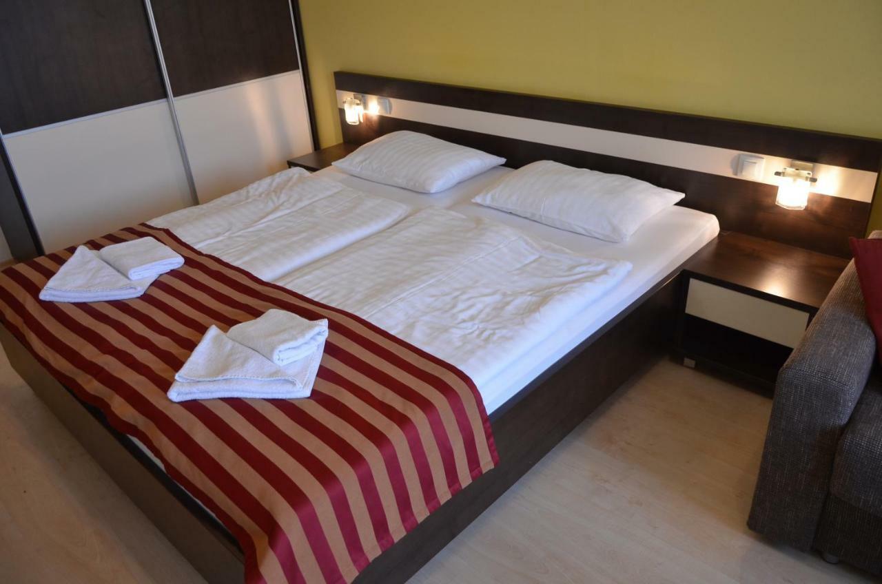 Apartman Aquapark - Hotel Bešeňová מראה חיצוני תמונה